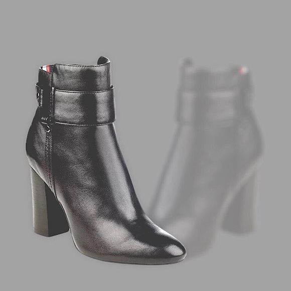 🛑BOGO🆕Tommy Hilfiger Black Leather Ankle Boot - Picture 6 of 8